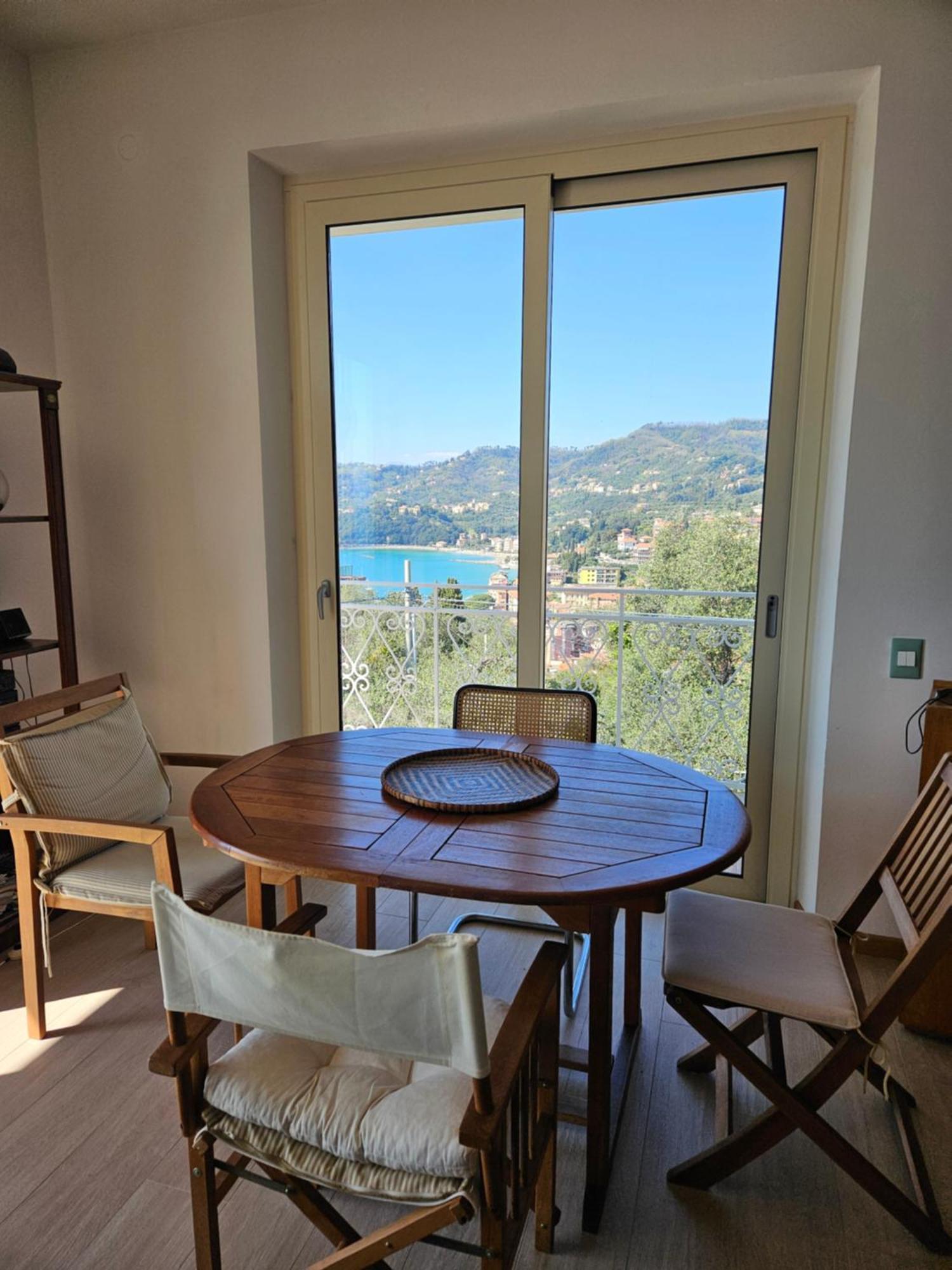 Villa Degli Ulivi - Free Parking Леричи Экстерьер фото